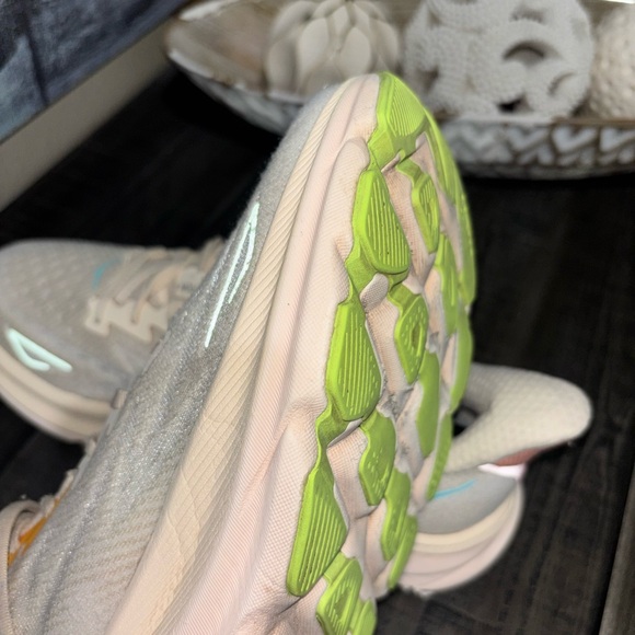 HOKA Clifton 9 running shoes Wonens SZ 11B - Picture 5 of 12